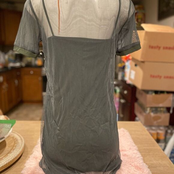 Olive green laced dress - Picture 3 of 6